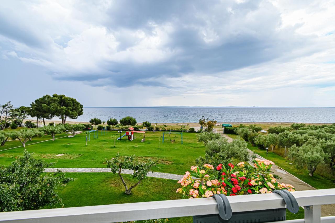 E & D Family Apartment By The Sea Kalyves Polygyrou Exterior photo